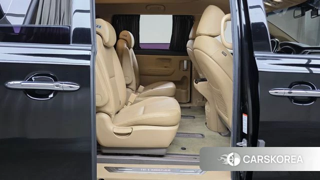 Kia The New Carnival 2019 Черный из Кореи, фото 2