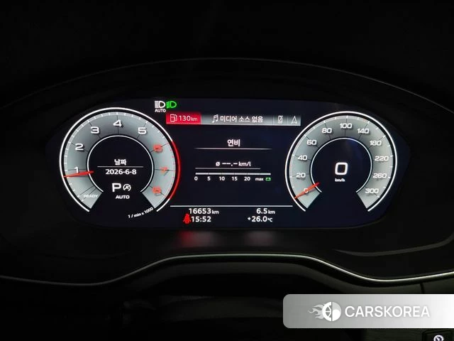 Audi A4 (B9) 2024 Черный из Кореи, фото 2