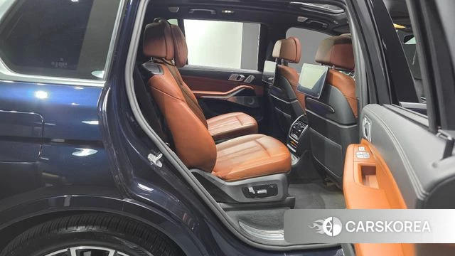 BMW X7 (G07) 2021 Черный из Кореи, фото 2