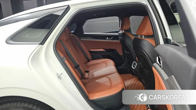 Kia The New K5 3rd generation 2024 Белый из Кореи, фото 2