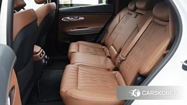 Genesis GV70 2022 Белый из Кореи, фото 2