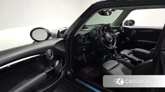 Mini Cooper S 2019 Серый из Кореи, фото 2