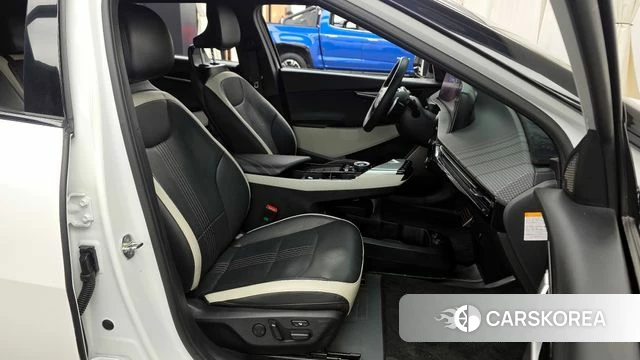 Kia EV6 2023 Белый из Кореи, фото 2