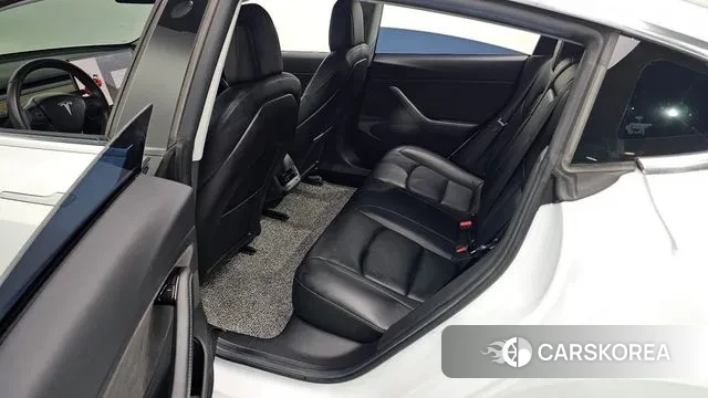 Tesla Model 3 2019 Белый из Кореи, фото 2