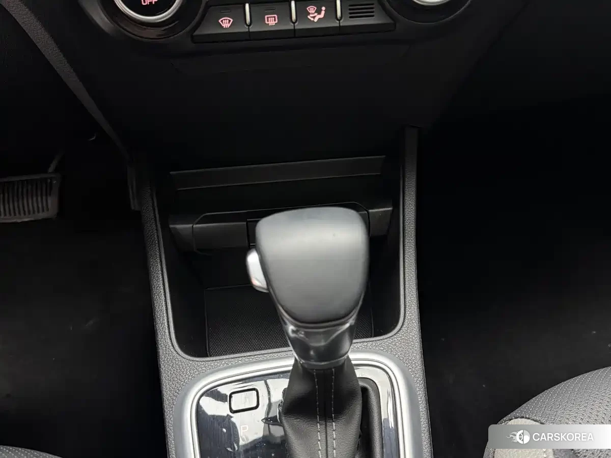 Kia KX1 2023 Белый из Китая, фото 2