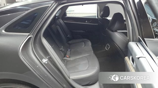 Kia K5 3rd generation 2023 Серый из Кореи, фото 2
