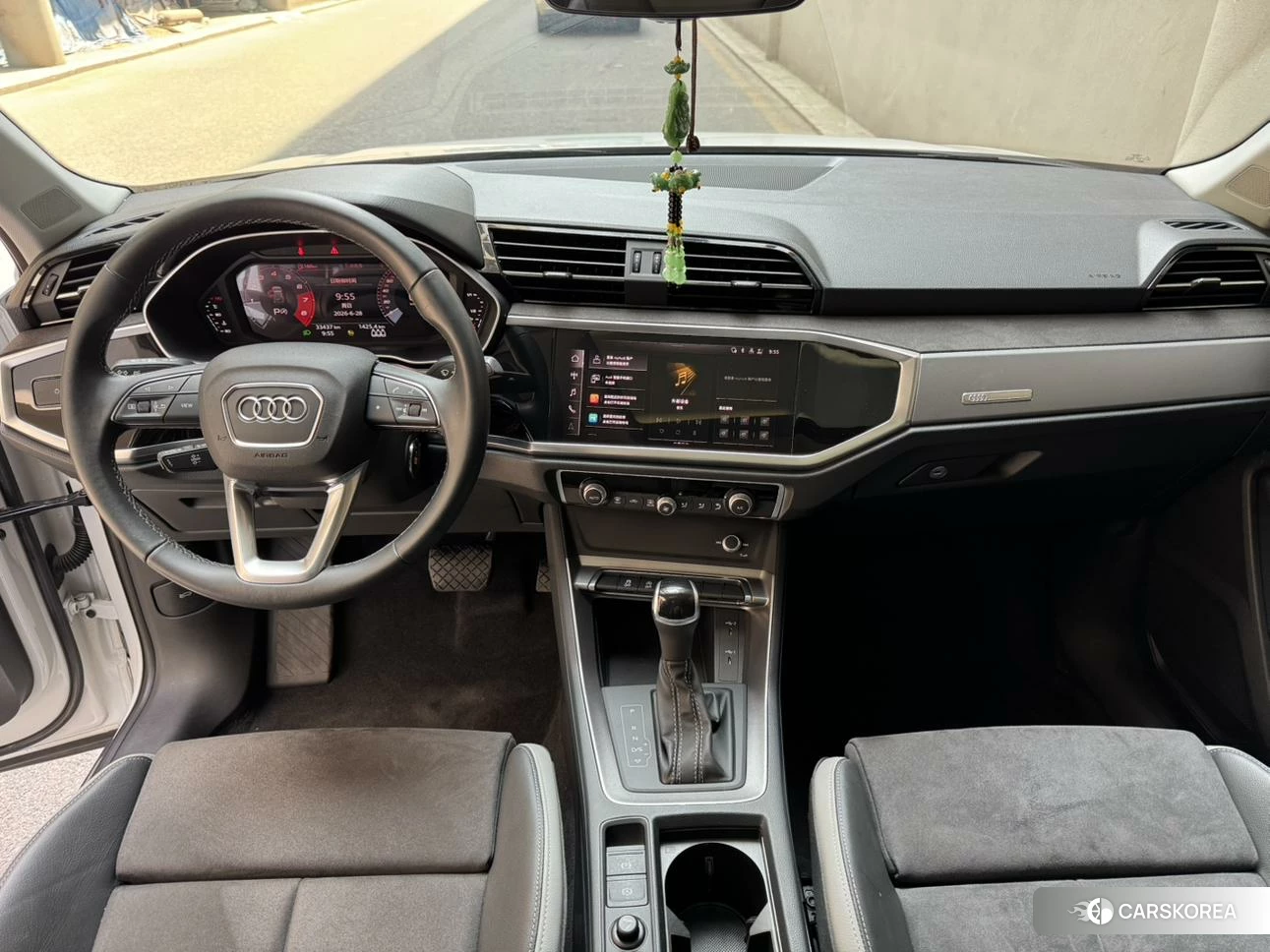 Audi Q3 2022 Белый из Китая, фото 2