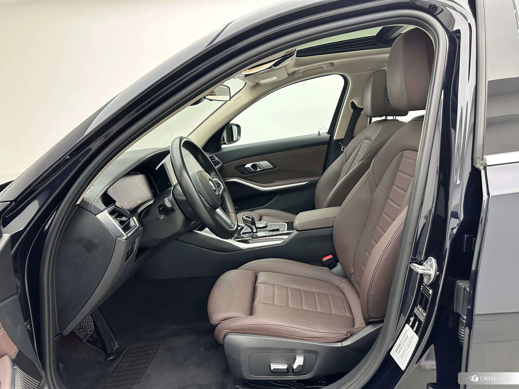 BMW 3 series 2021 Черный из Китая, фото 2