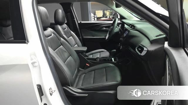 Chevrolet (GM Daewoo) Trailblazer 2022 Белый из Кореи, фото 2
