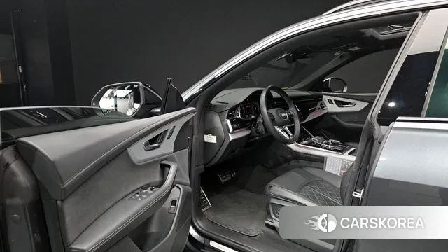 Audi Q8 (4M) 2022 Серый из Кореи, фото 2