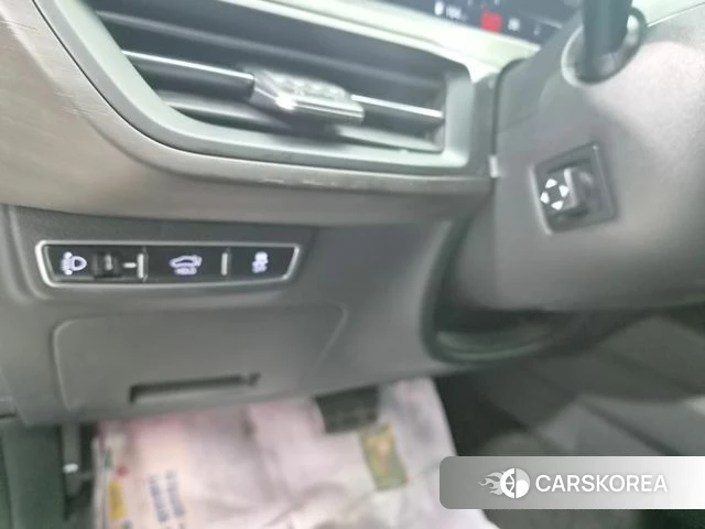 Kia K8 2023 Темно-зеленый из Кореи, фото 2
