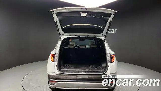 Hyundai The New Tucson Hybrid (NX4) 2024 Белый из Кореи, фото 2