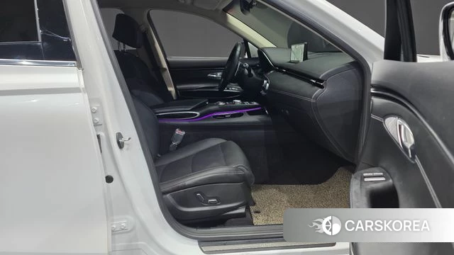 Genesis GV70 2021 Белый из Кореи, фото 2