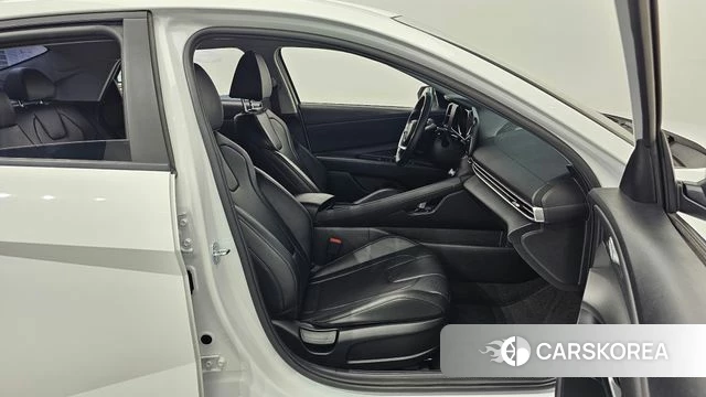 Hyundai The New Avante Hybrid (CN7) 2023 Белый из Кореи, фото 2