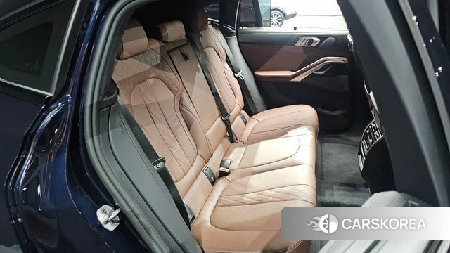 BMW X6 (G06) 2025 Черный из Кореи, фото 2