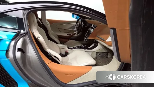 McLaren GT 2020 Небесно-голубой из Кореи, фото 2