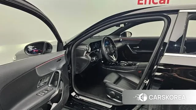 Mercedes-Benz A-Class W177 2022 Черный из Кореи, фото 2