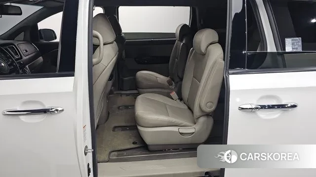 Kia The New Carnival 2019 Белый из Кореи, фото 2