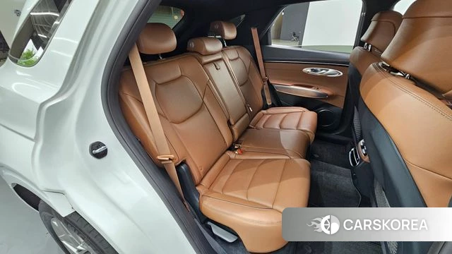 Genesis GV70 2022 Белый из Кореи, фото 2