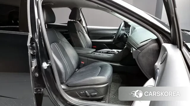 Hyundai Sonata (DN8) 2021 Черный из Кореи, фото 2