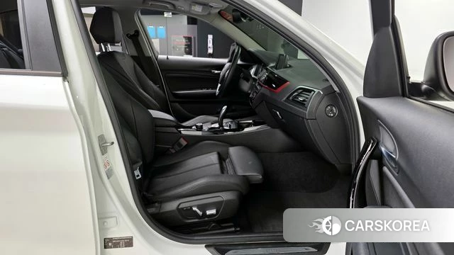 BMW 1 Series (F20) 2018 Белый из Кореи, фото 2