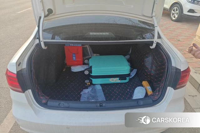 Volkswagen Lavida 2020 Белый из Китая, фото 2