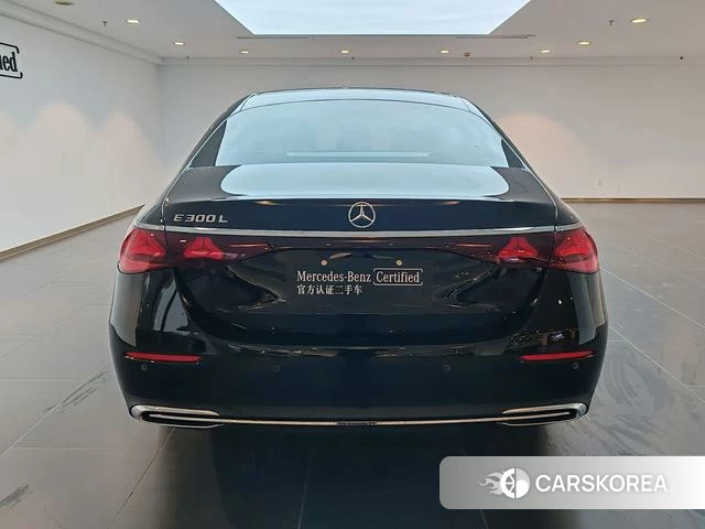 Mercedes-Benz E-class 2024 Черный из Китая, фото 2