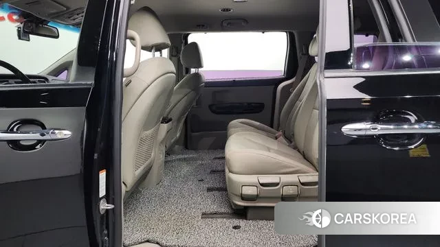 Kia The New Carnival 2018 Черный из Кореи, фото 2