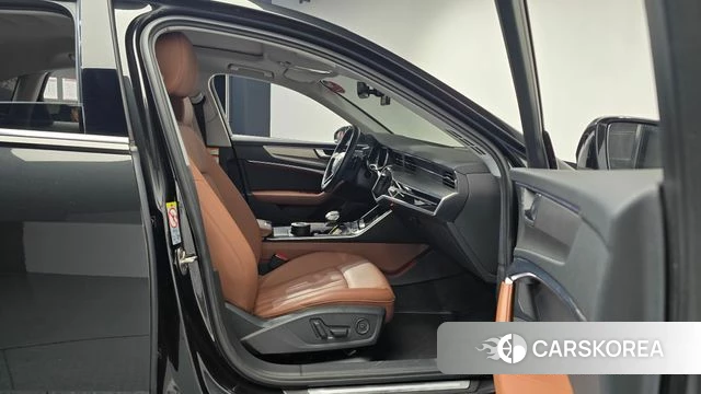 Audi A6 (C8) 2021 Серый из Кореи, фото 2