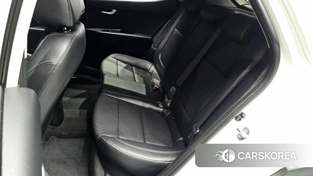 Kia Stonic 2020 Белый из Кореи, фото 2