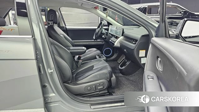 Hyundai Ionic 5 2022 Серебристо-серый из Кореи, фото 2