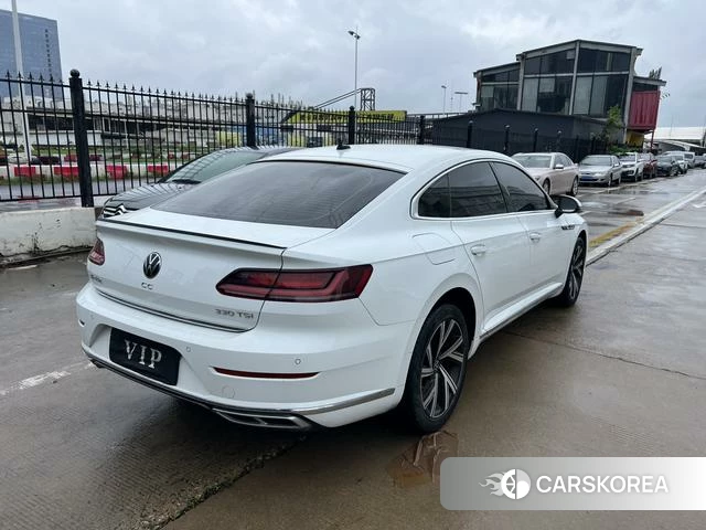 Volkswagen CC 2023 Белый из Китая, фото 2