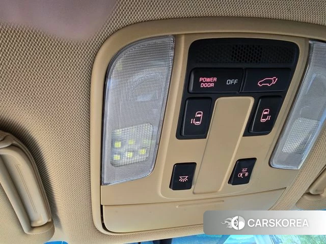 Kia The New Carnival 2018 Белый из Кореи, фото 2