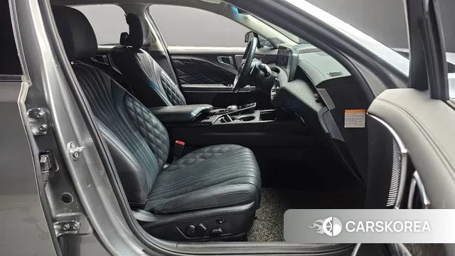 Kia K8 Hybrid 2021 Серебристо-серый из Кореи, фото 2