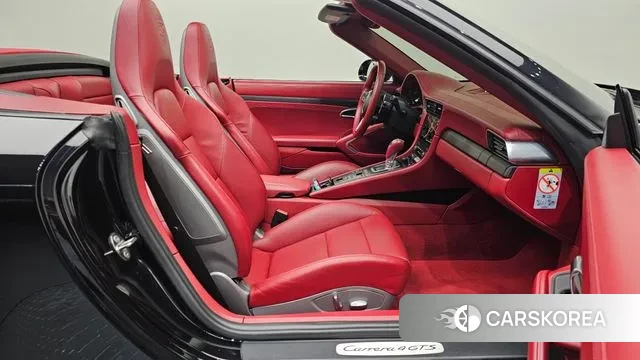 Porsche 911 2018 Черный двухцветный из Кореи, фото 2