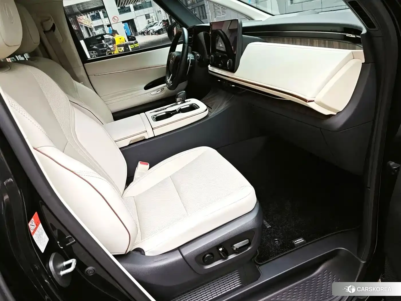 Lexus LM 2024 Черный из Китая, фото 2