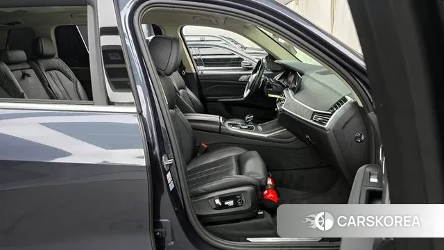 BMW X7 (G07) 2021 Серый из Кореи, фото 2