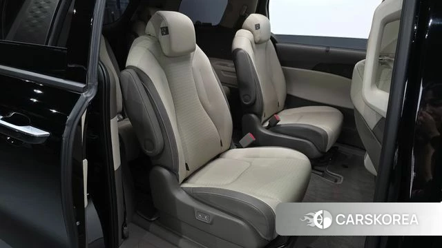 Kia The New Carnival 4th Generation 2024 Черный из Кореи, фото 2