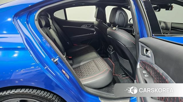 Genesis G70 2018 Синий из Кореи, фото 2