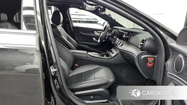 Mercedes-Benz E-Class W213 2020 Серый из Кореи, фото 2