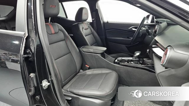 Chevrolet (GM Daewoo) Trax Crossover 2024 Черный из Кореи, фото 2