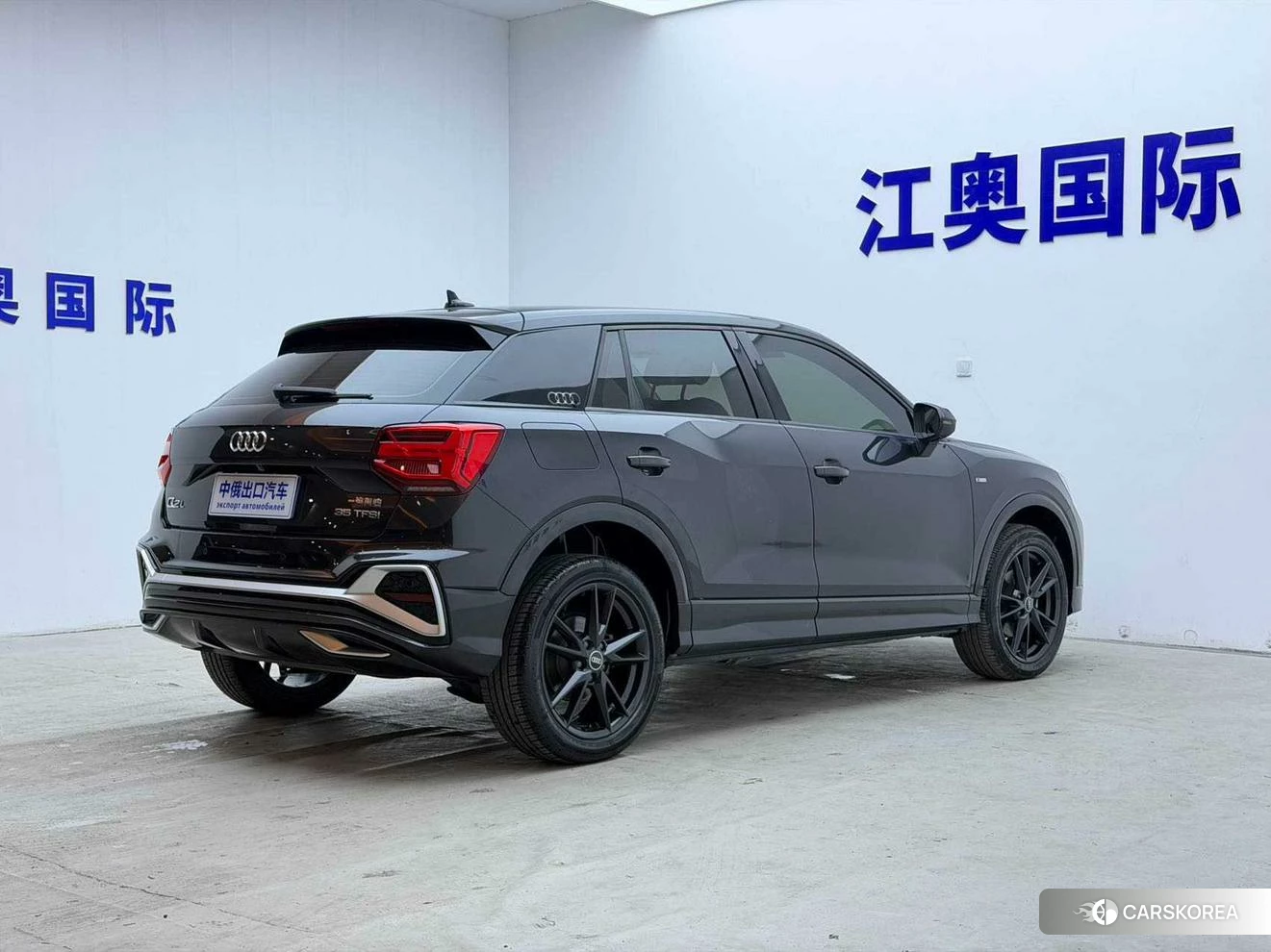 Audi Q2L 2021 Черный из Китая, фото 2