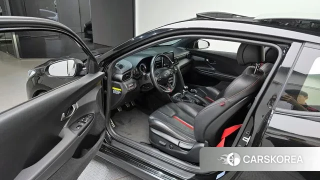 Hyundai Veloster (JS) 2019 Черный из Кореи, фото 2