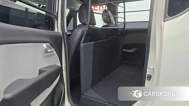 Kia The New Kia Ray EV 2024 Жемчужный цвет из Кореи, фото 2