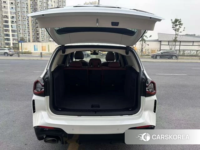 BMW X3 2024 Белый из Китая, фото 2
