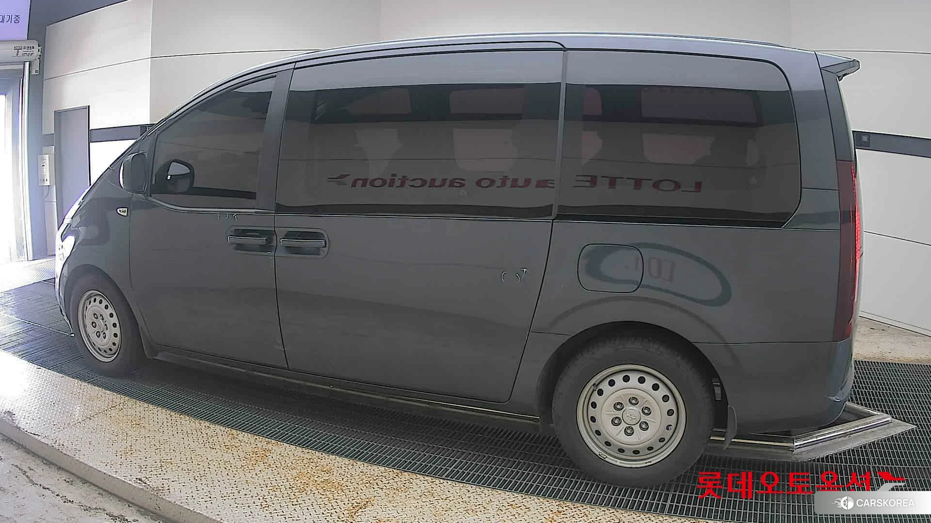 Hyundai Staria 2022 Graphite Grey Metallic из Кореи, фото 2