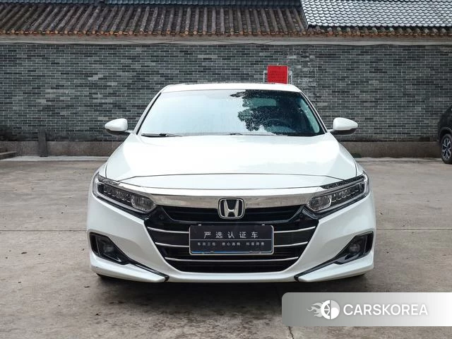 Honda Accord 2023 Белый из Китая, фото 2