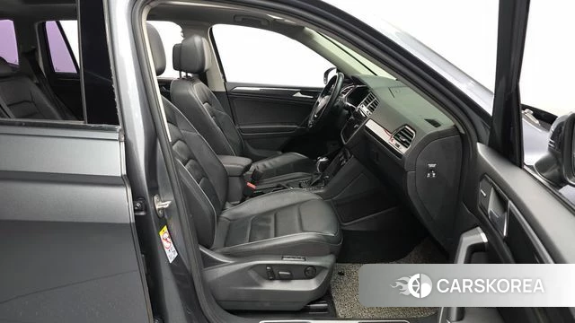 Volkswagen Tiguan Allspace 2018 Серый из Кореи, фото 2
