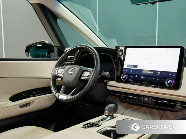 Lexus LM 2024 Черный из Китая, фото 2