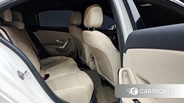 Mercedes-Benz A-Class W177 2021 Белый из Кореи, фото 2